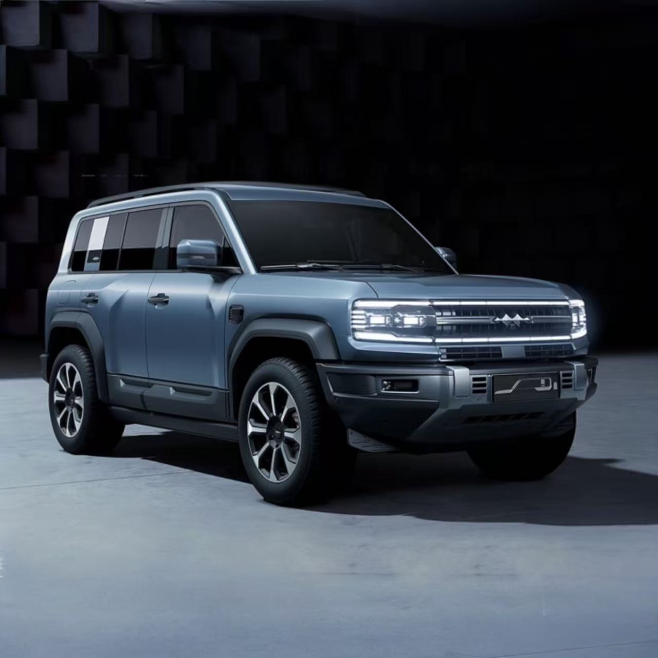 BYD Leopard 5