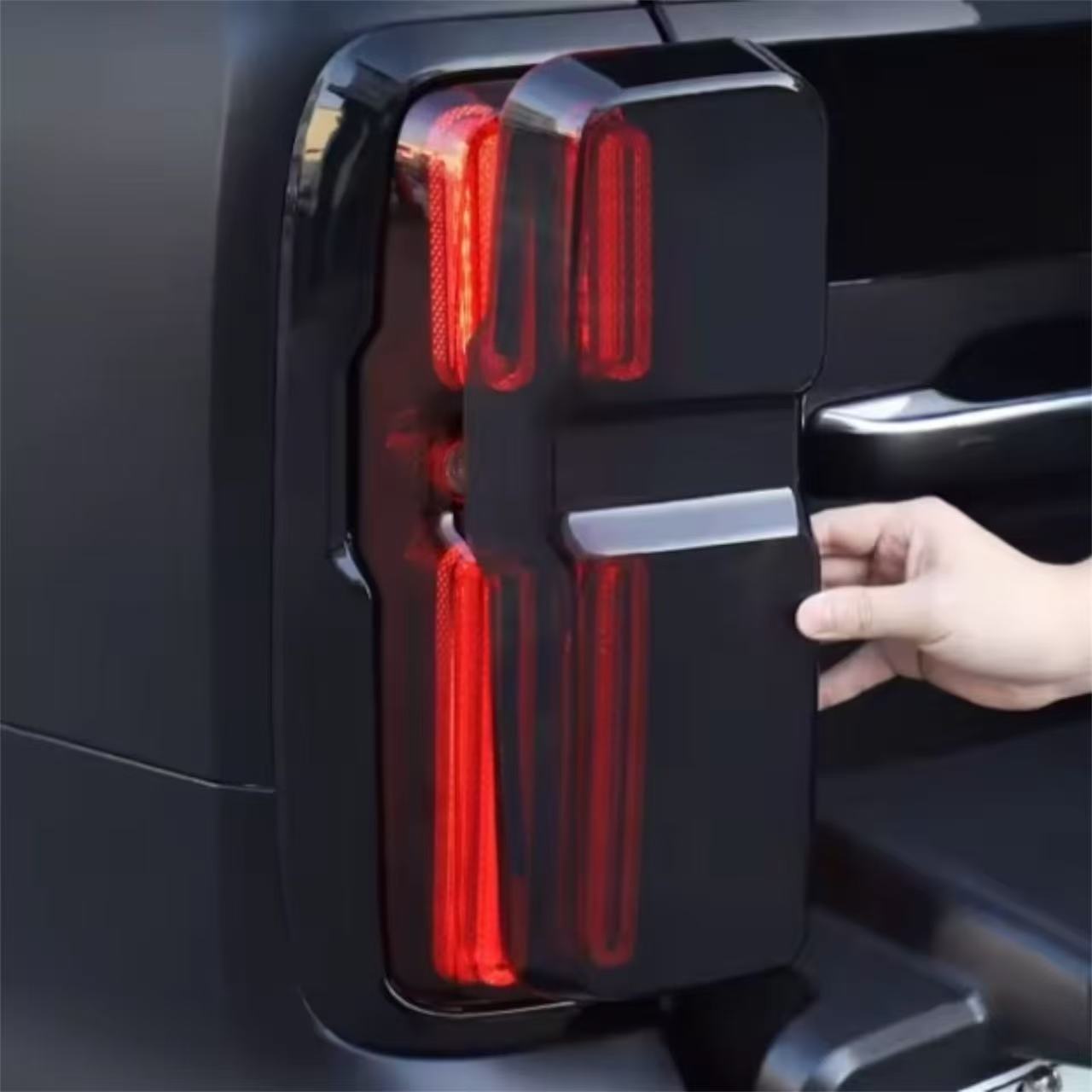 Taillight Cover Guard Tank 500 | غطاء حماية الأضواء الخلفية