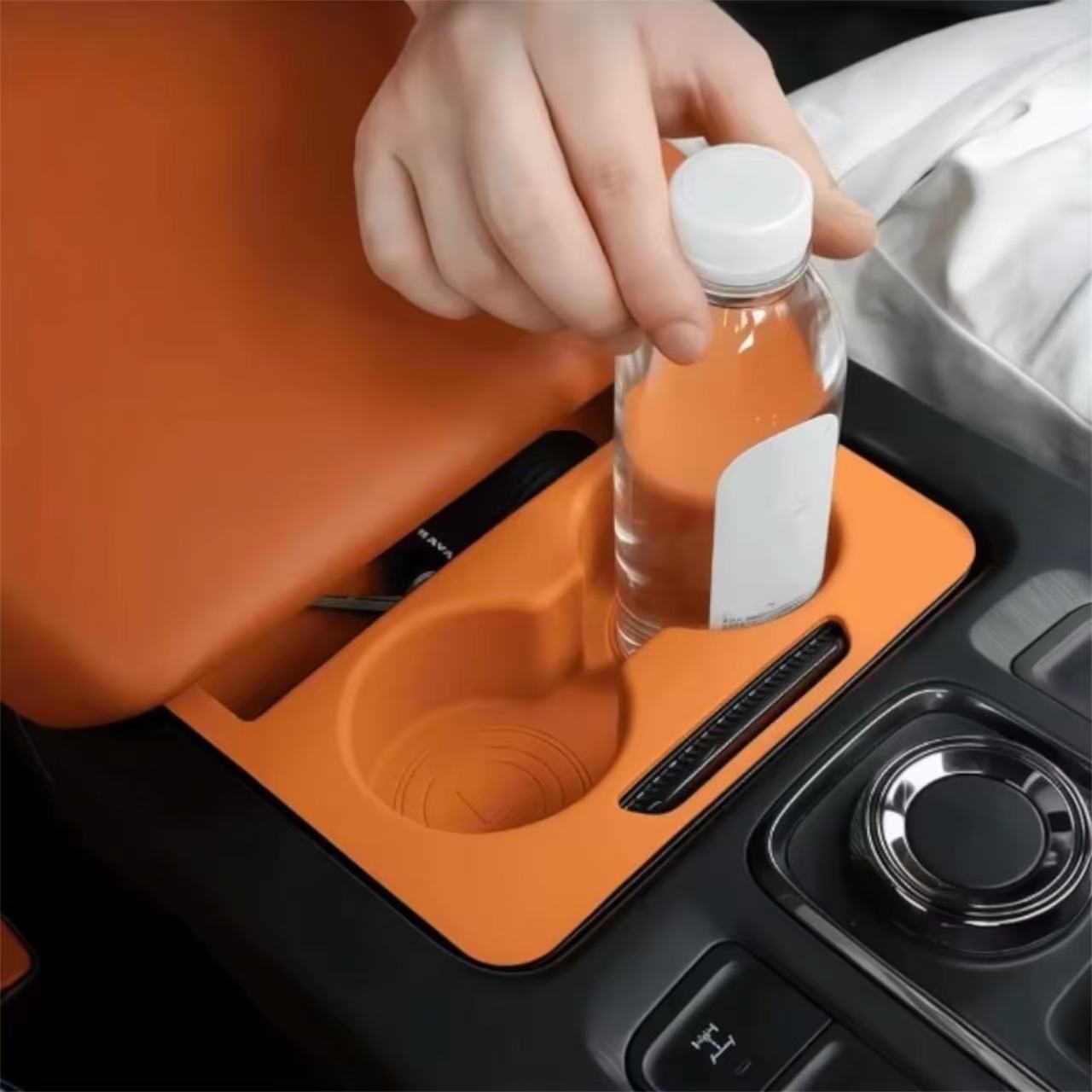Cup Holder Coaster - HAVAL H9 | حامل أكواب سيليكون