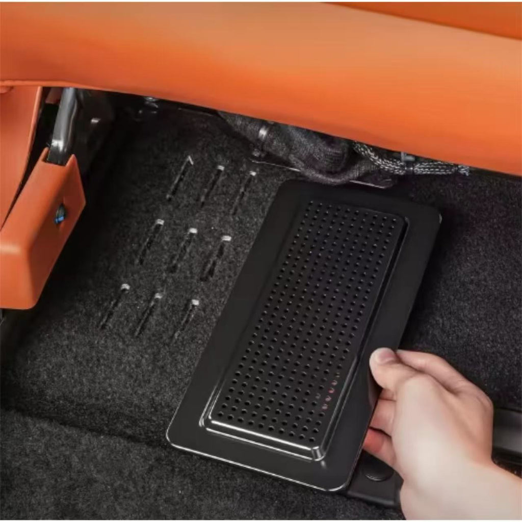 Outlet Protective Cover - Jetour G700 | غطاء حماية فتحات