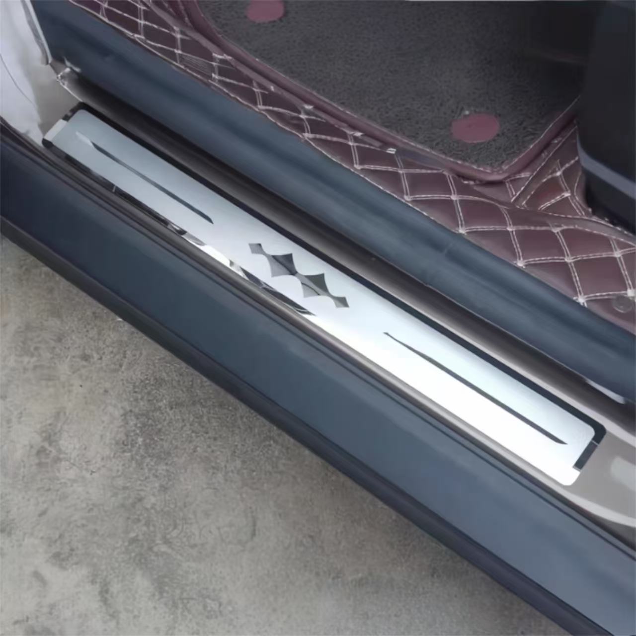 Door Sill Plate BYD Leopard 5 | عتبة الباب