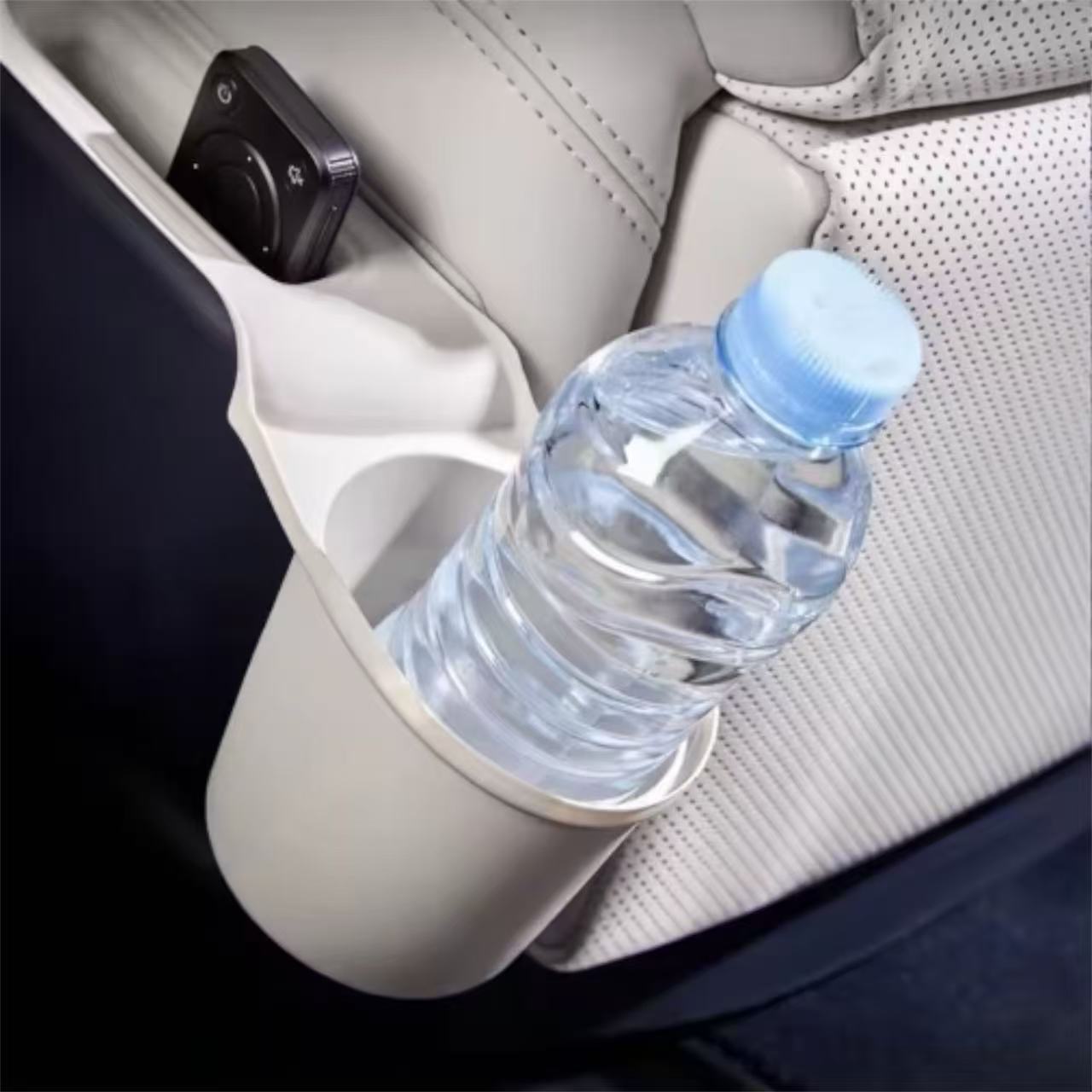 Zeekr 9X Second Row Storage Mat | ربلة حصيرة تخزين صف ثاني زيكر 9X