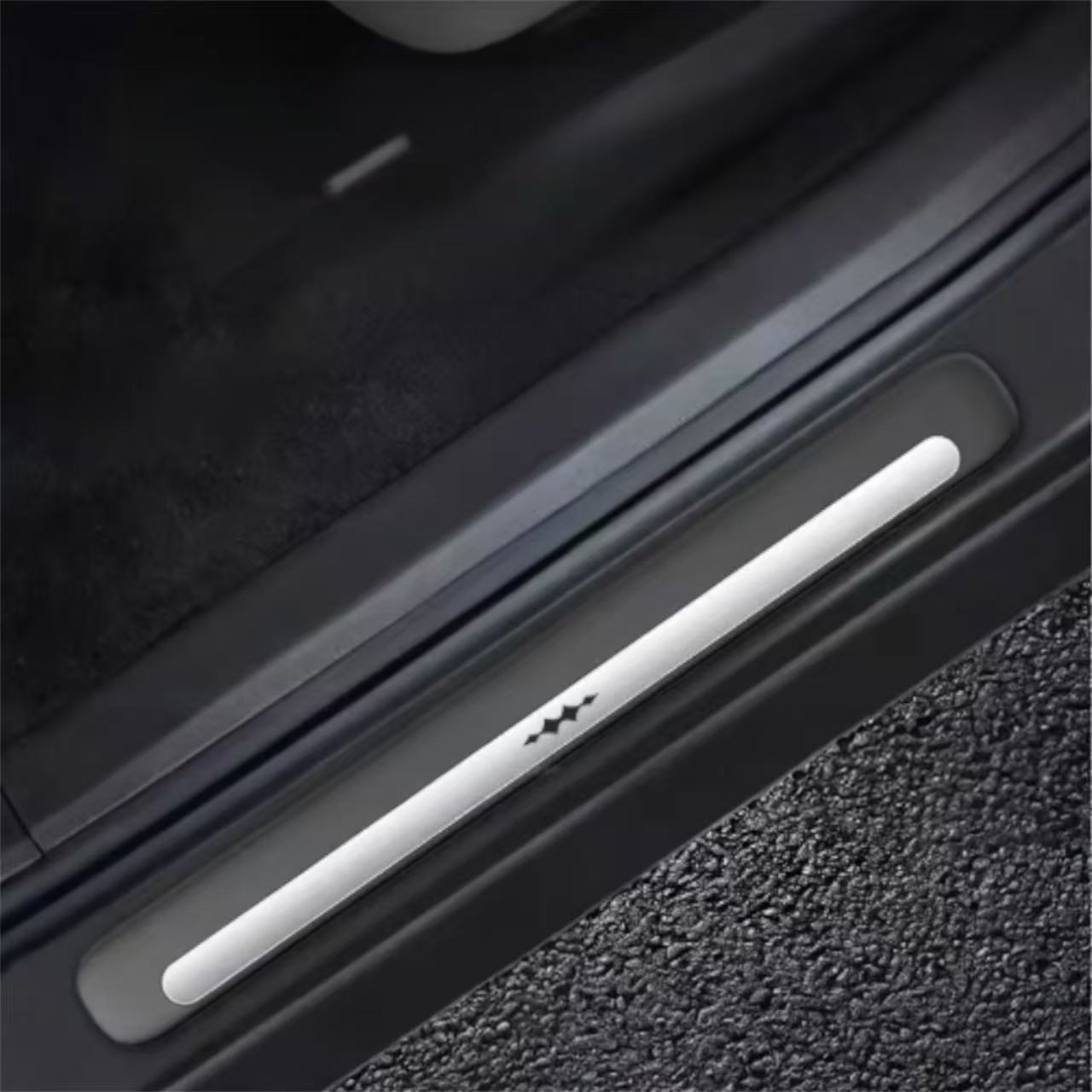 Door Sill Protector Strip BYD Leopard | شريط حماية عتبة الباب