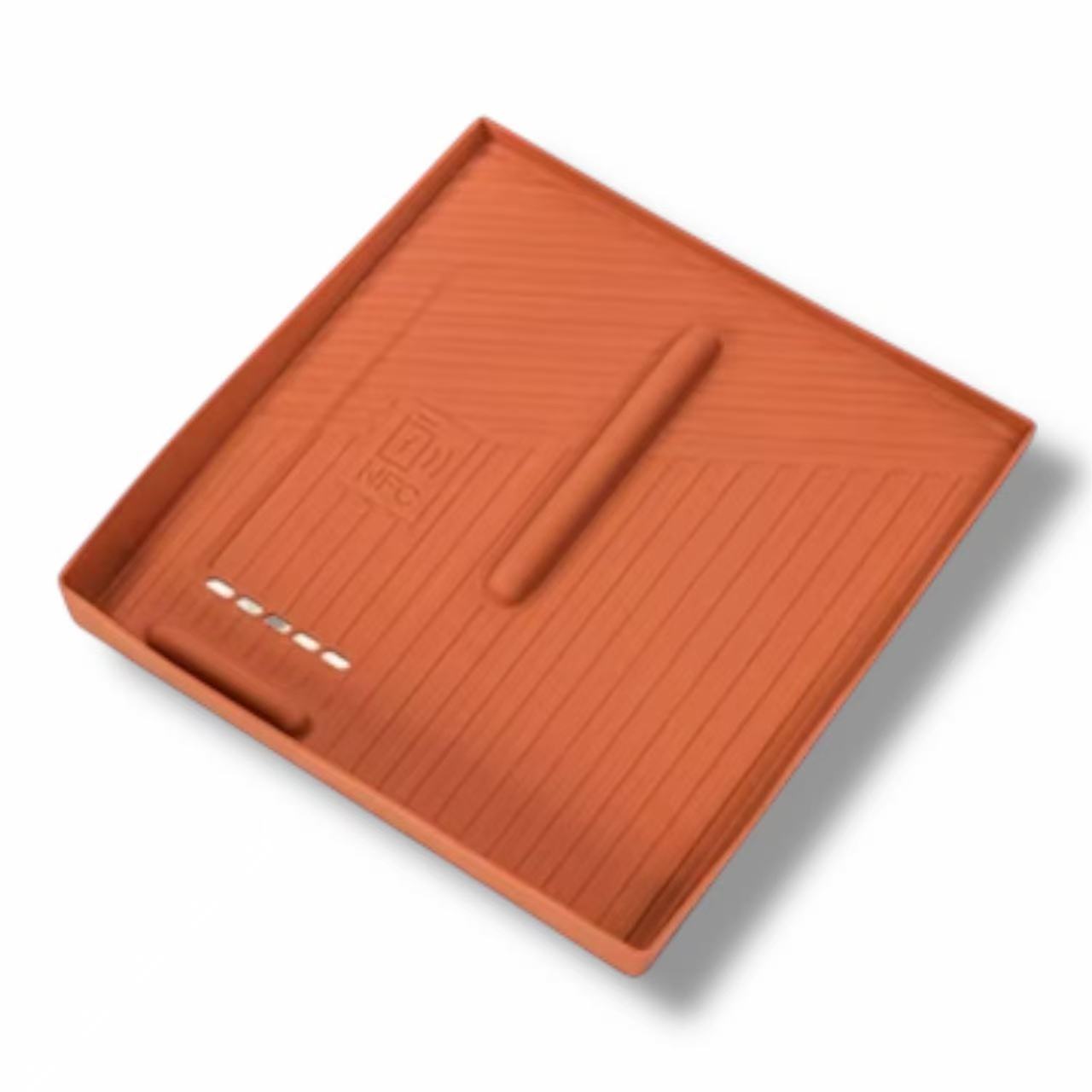Wireless Charging Pad with Storage Box - Jetour G700 | ربلة شحن مع صندوق
