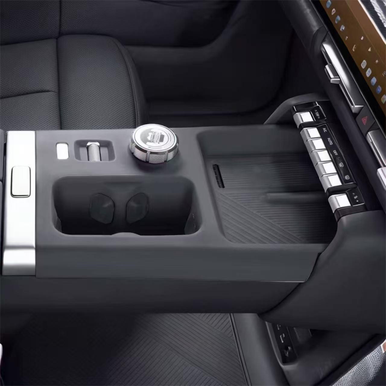 Center Console Silicone Pad ICAR V27 | ربلة سيليكون للكنسول الأوسط