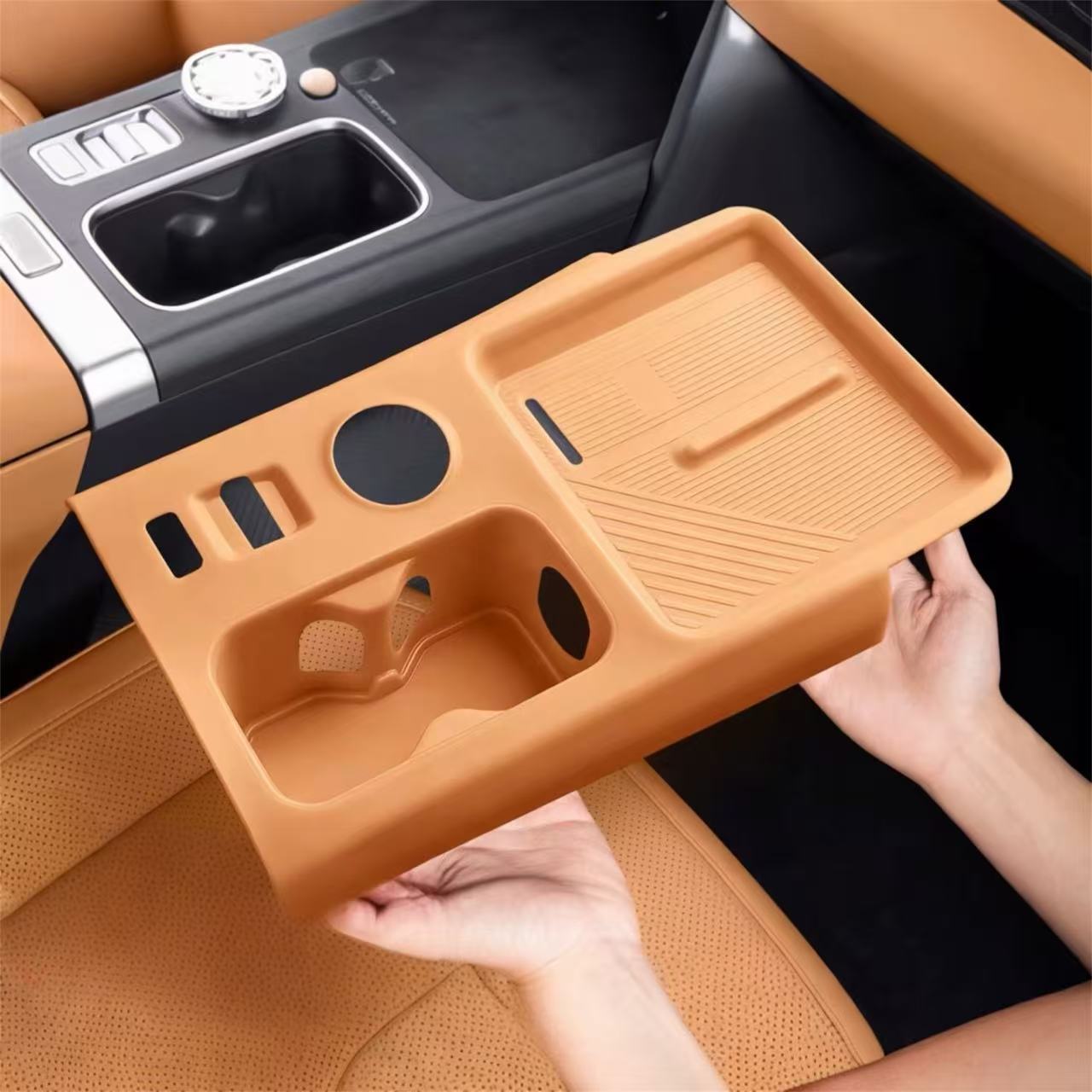 Center Console Silicone Pad ICAR V27 | ربلة سيليكون للكنسول الأوسط