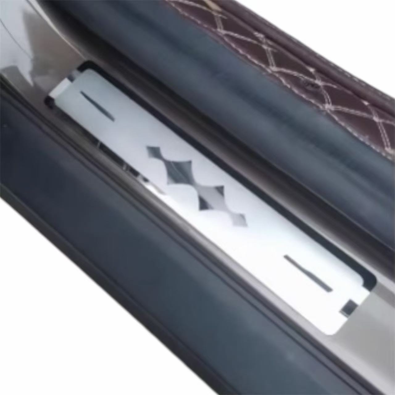 Door Sill Plate BYD Leopard 5 | عتبة الباب