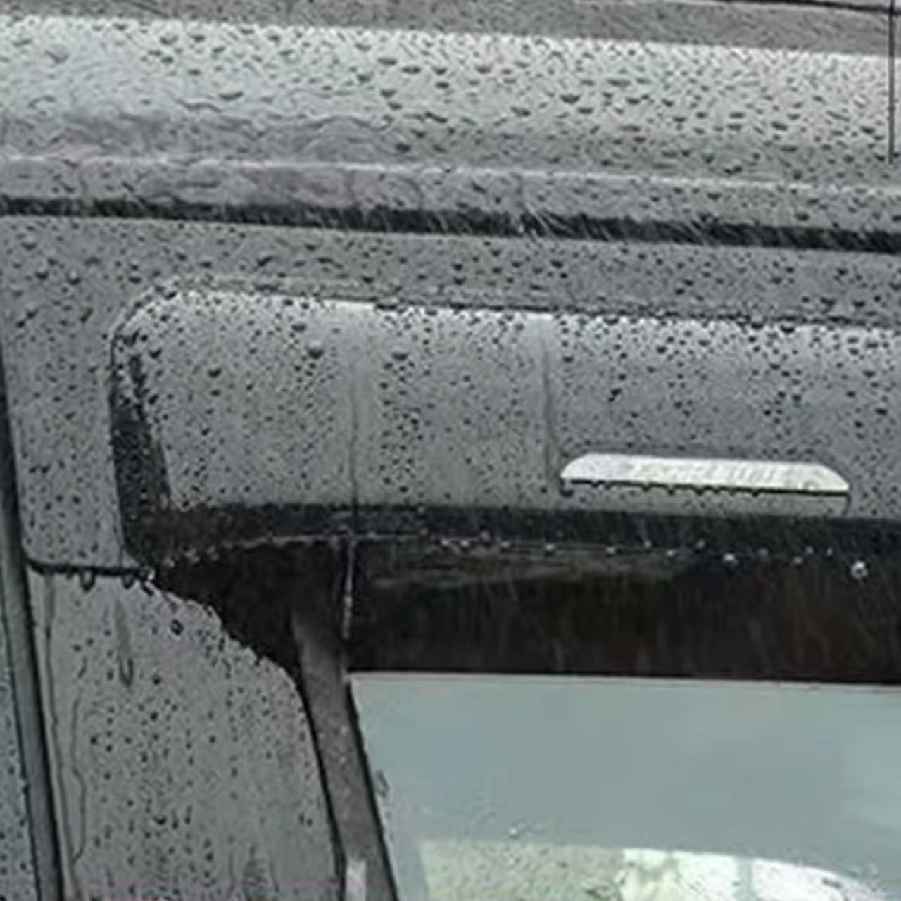 Window Rain Guards 6pcs - Tank 700 | واقي مطر النوافذ
