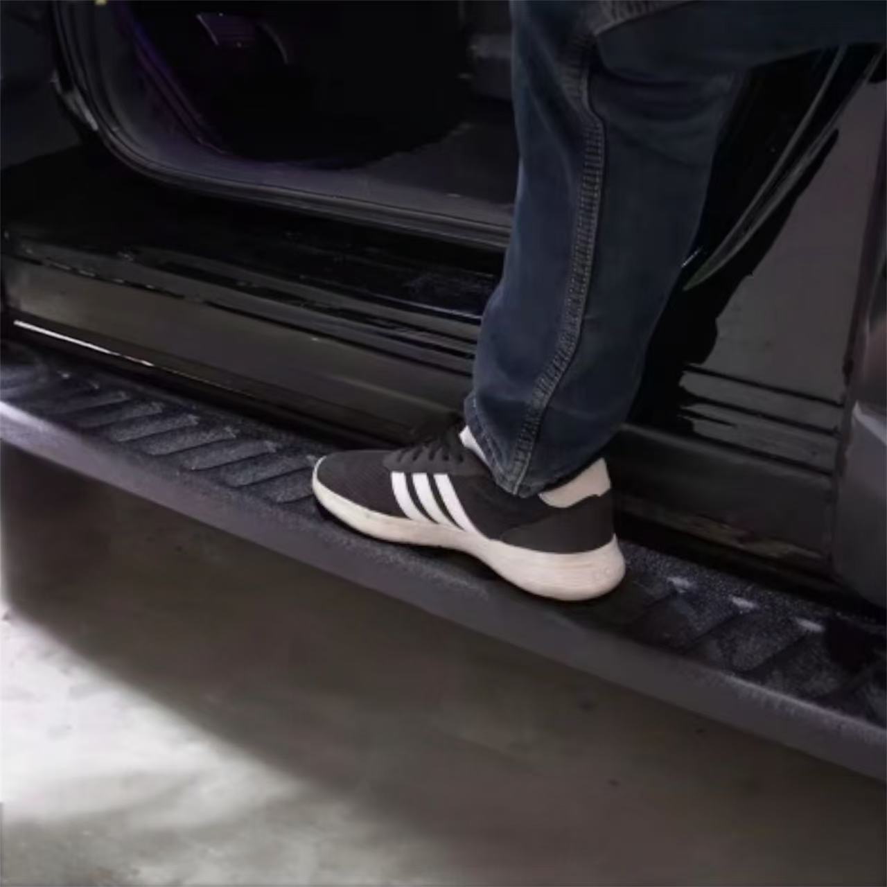 Off-Road Pedal Step Bar for BYD Leopard 5 - Manganese Steel | درجات طرق وعرة