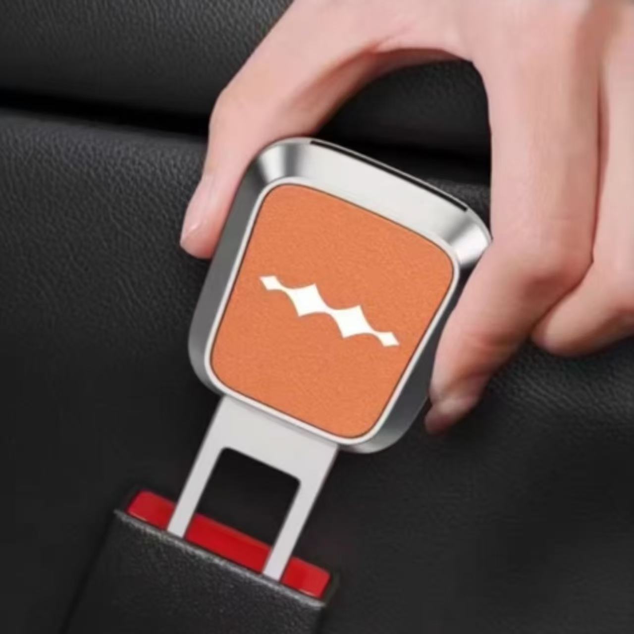 Seatbelt Extension Buckle - Leopard | وصلة تمديد حزام